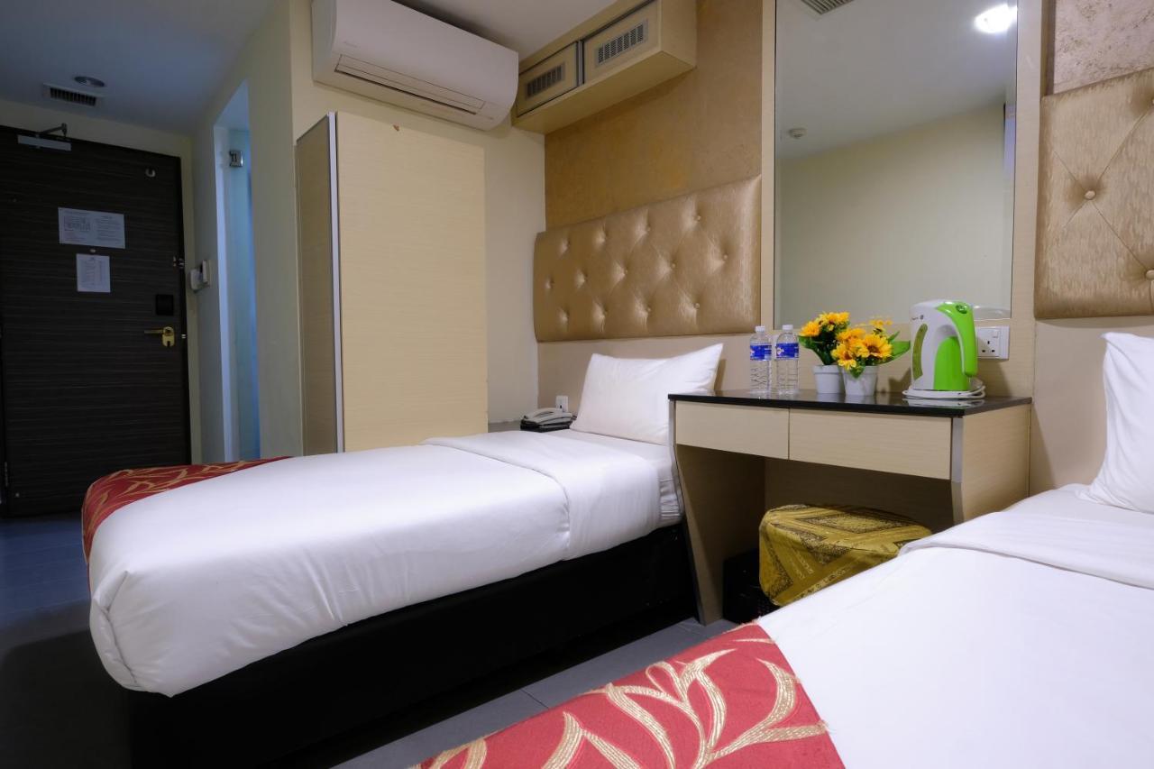 Single Sharing Room And Short Hours Stay At Sandpiper Hotel Singapura Exterior foto
